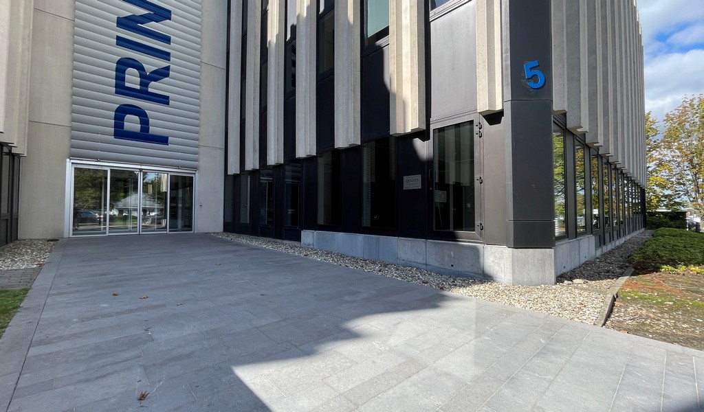 Instapklare kantoren te huur vlakbij E19 in Kontich