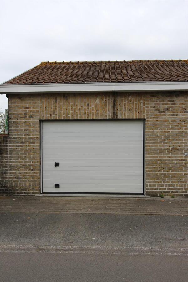 Verhuurd garage - Wijnendale