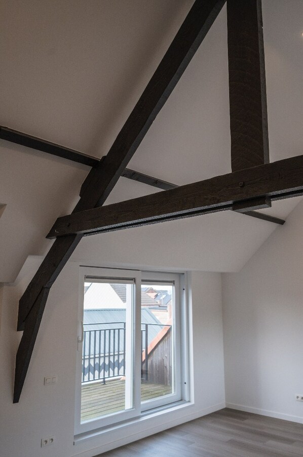 UNIEK KARAKTERVOL DAKAPPARTEMENT MET TERRAS 