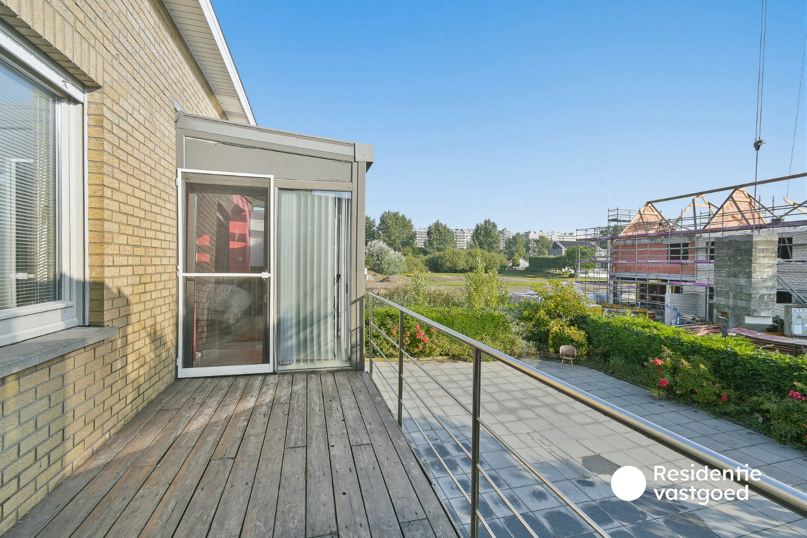 Ruime villa op topligging op wandelafstand van het strand 
