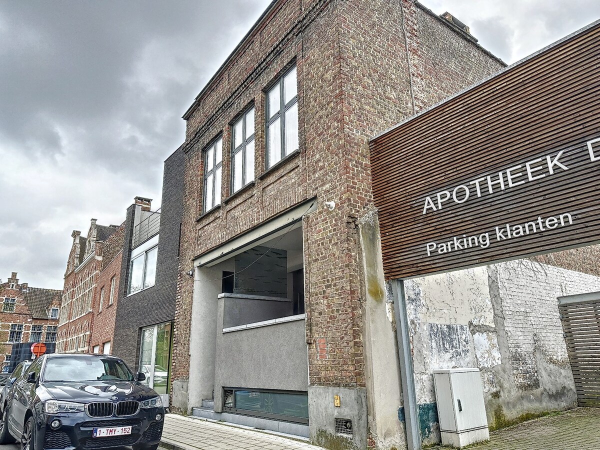 Karaktervol renovatiepand op centrale ligging te Oudenaarde 