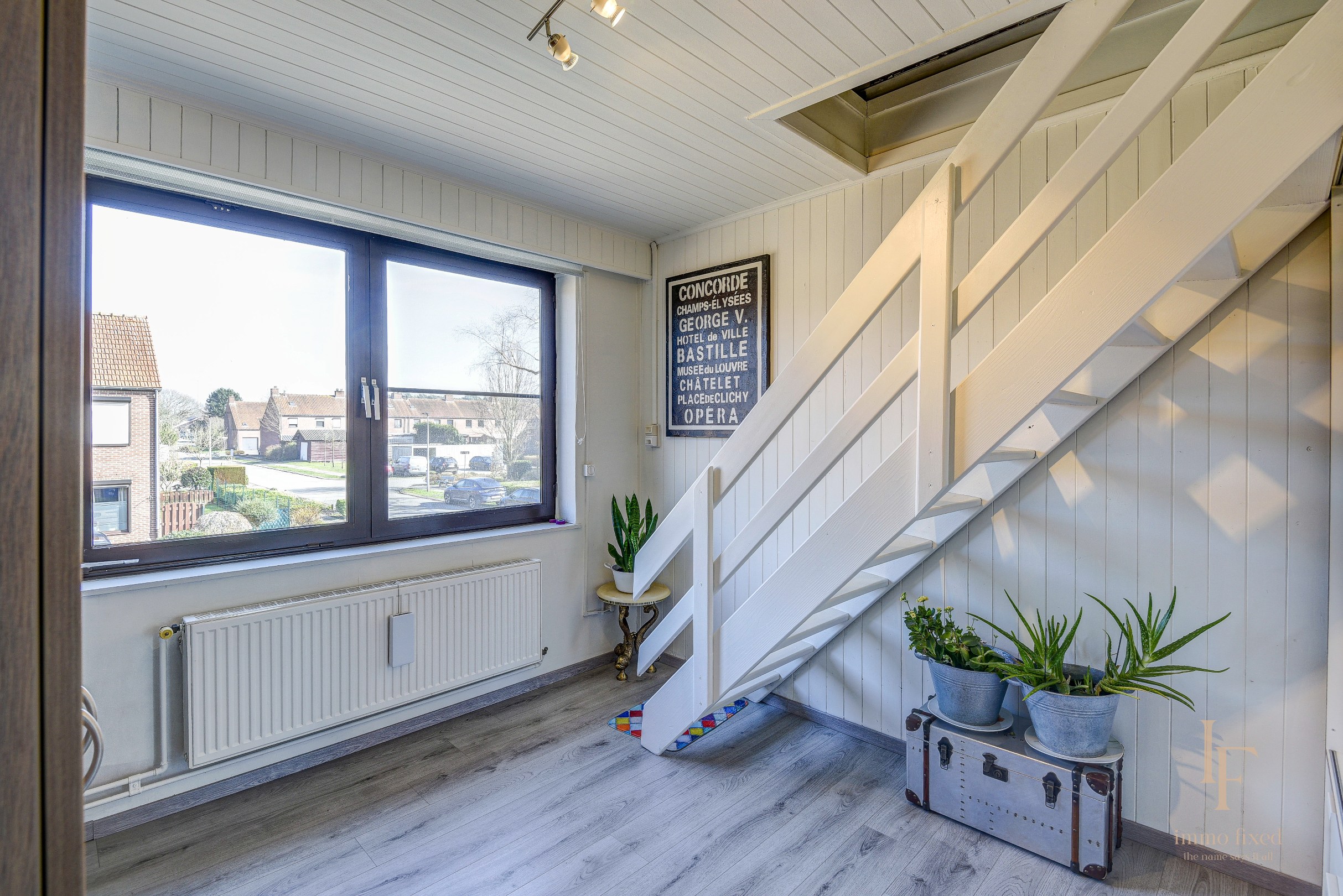 Charmante gezinswoning met groot terras en tal van mogelijkheden! 