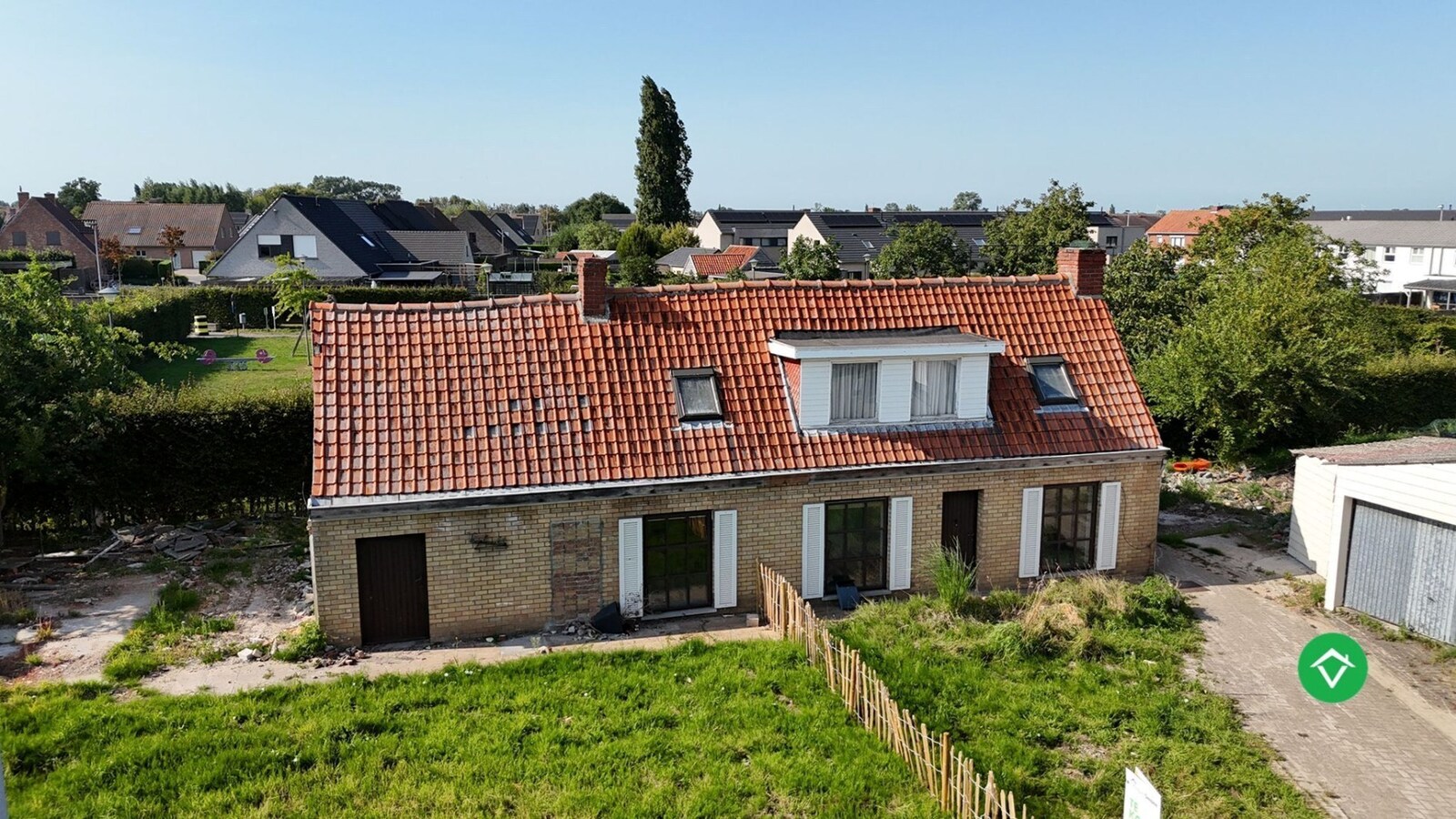 Renovatie- en/of nieuwbouwproject op een rustige ligging te Koekelare 