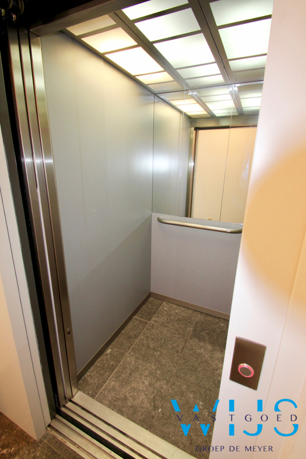 Leuk 2 slaapkamerappartement met staanplaats te ERTVELDE / RIEME ! 