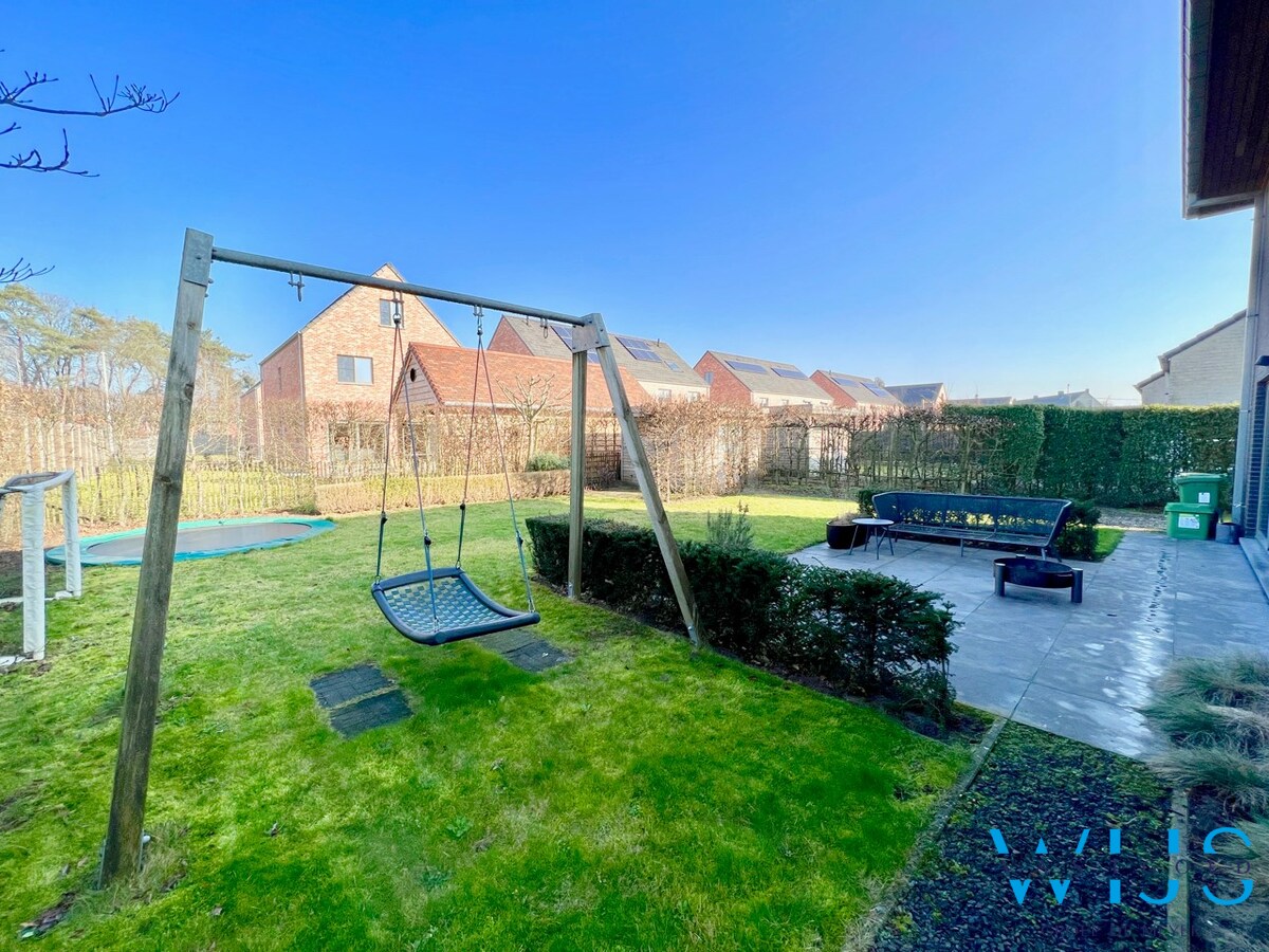 Mooie tijdloze en centraal gelegen open bebouwing 