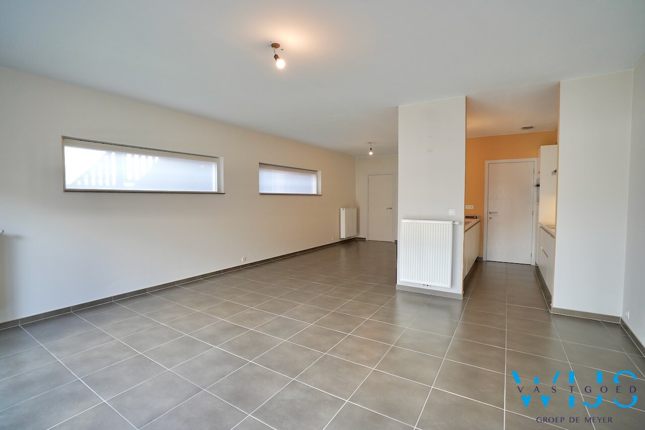 Gelijkvloersappartement met tuin en staanplaats te Ertvelde ! 