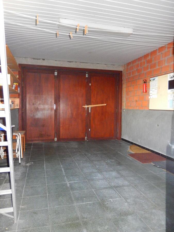 Bungalow met 3 slaapkamers en een zonnige tuin 