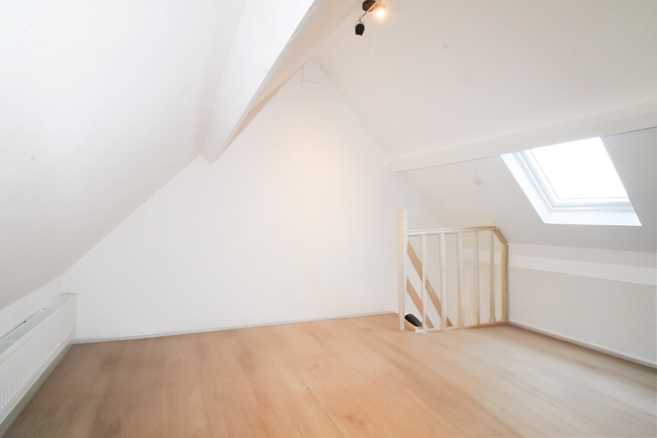 Instapklare woning met tuin en energielabel B op toplocatie in Temse! 