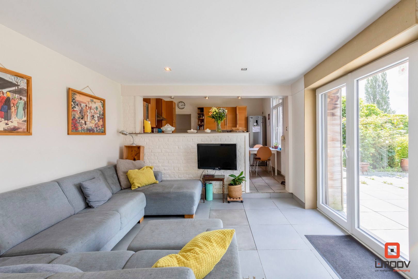 Charmante, instapklare woning met grote stadstuin in Deinze! 