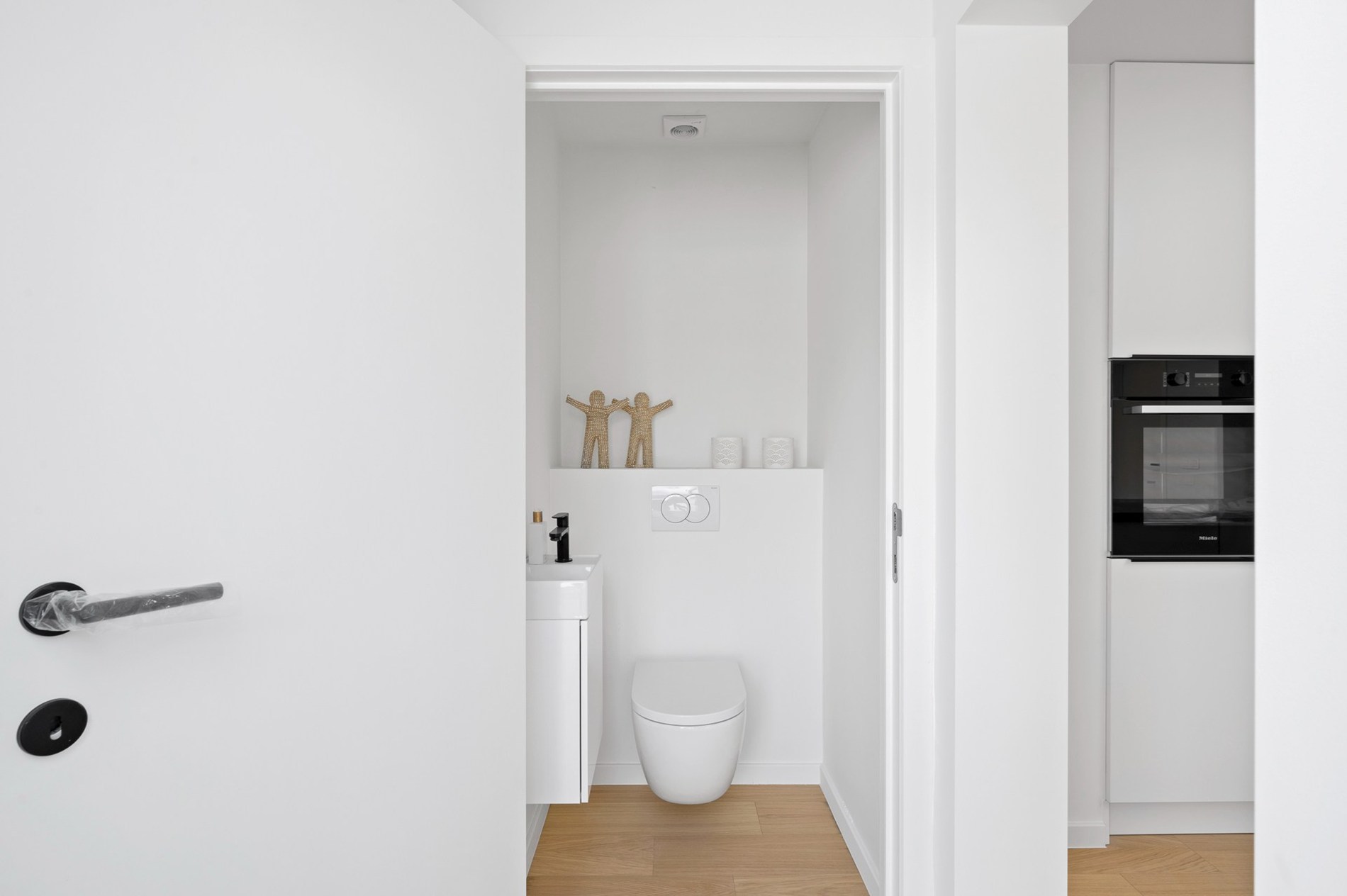 Prachtig gerenoveerde woning met 3 slaapkamers in Heist, dichtbij centrum en strand 