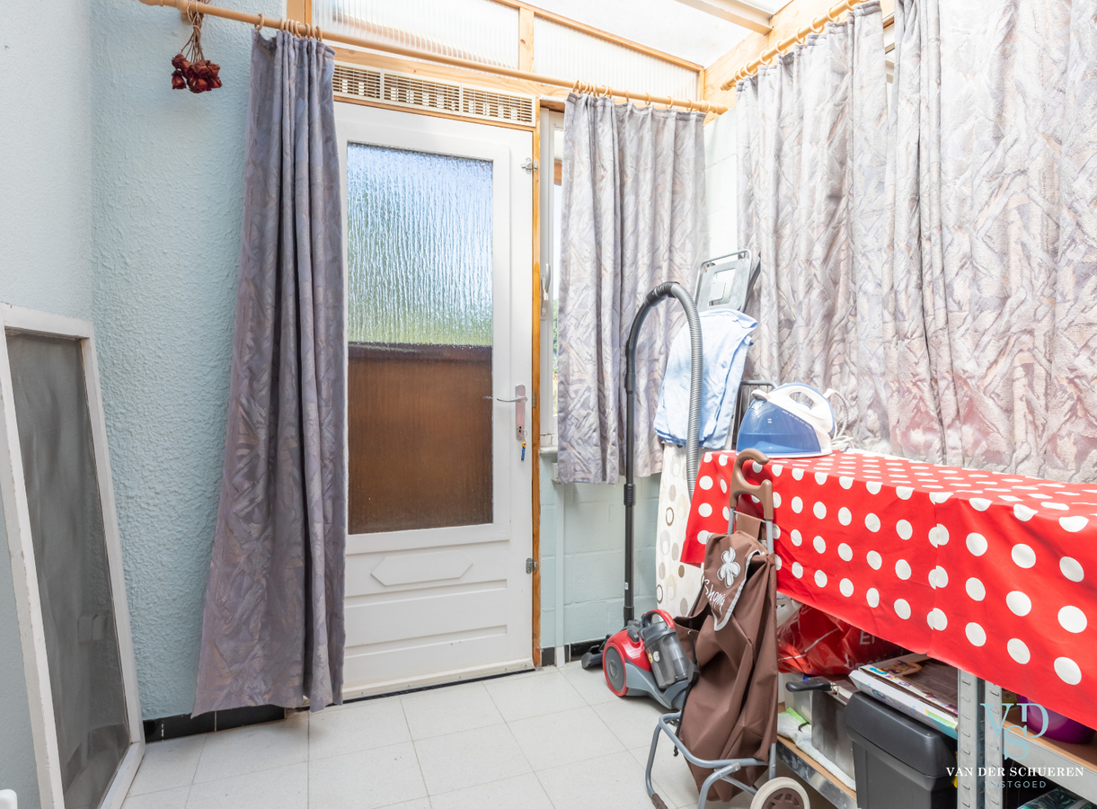 Gelijkgrondse woning op bijna 500 m² in centrum Gavere ! 