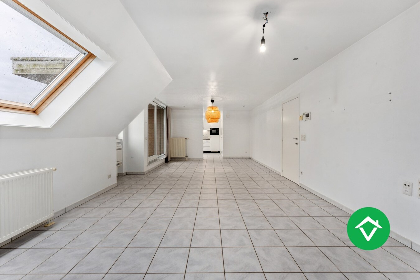 Instapklaar appartement met 3 slaapkamers en autostandplaats te Brugge 