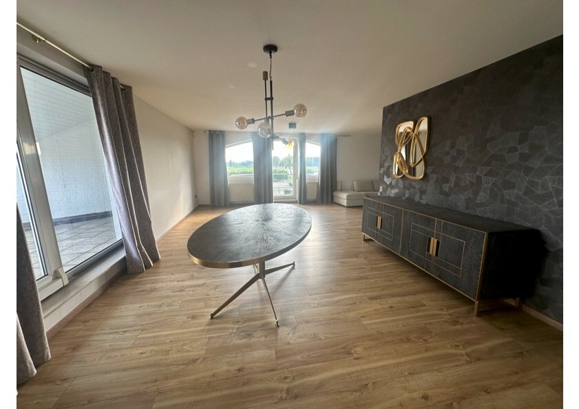 Ruime duplex met 3 slaapkamers. 