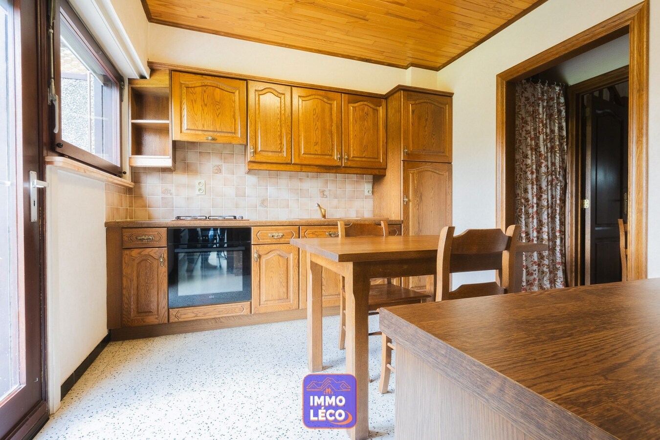 Maison 3 façades avec garage, parking et jardin ! 