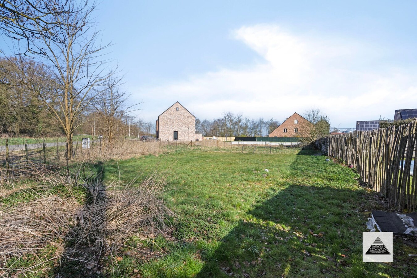 Lanklaar : Residentieel gelegen bouwperceel voor open bebouwing- nabij oude Kanaalarm 