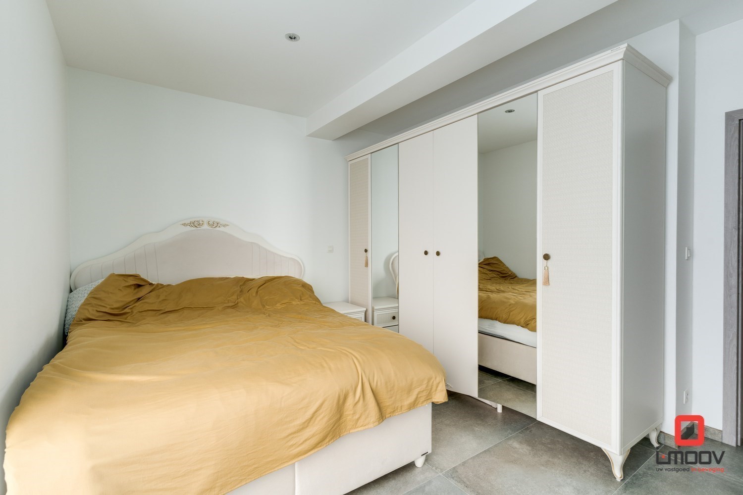 Ruime woning voor gemengd gebruik met loods te koop, wonen en werken op één toplocatie in Zelzate 