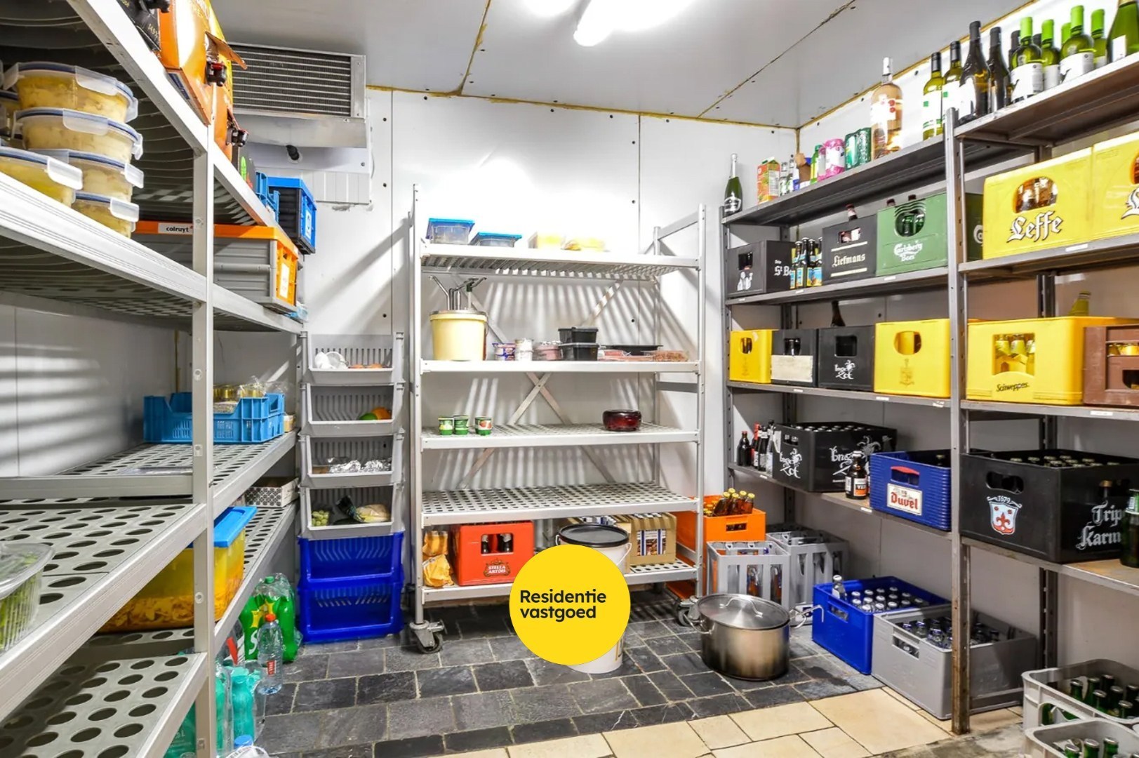 Handelswoning op topligging te Aartrijke 