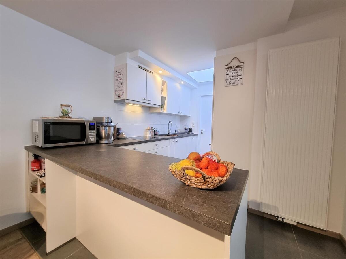 Volledig gerenoveerde, centraal gelegen woning - Heist 