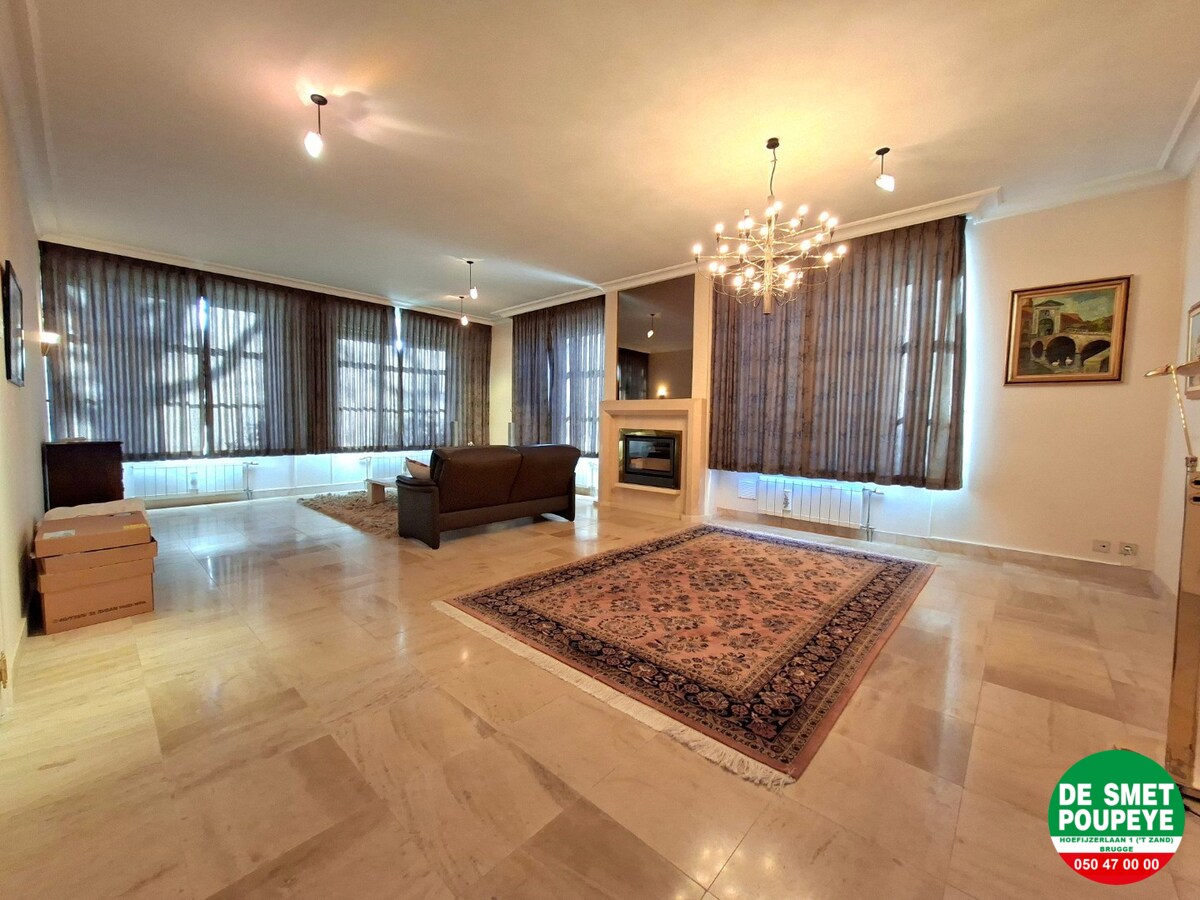 Residentieel gelegen villa 