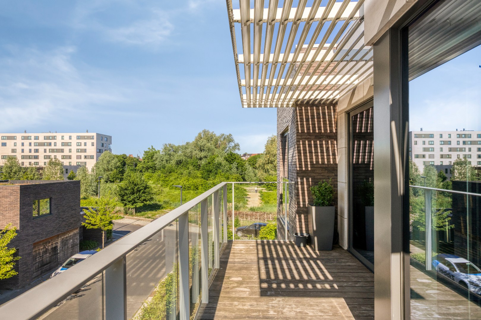 Recent app (76m²!) met 1 slpk, ruim terras en kelder 
