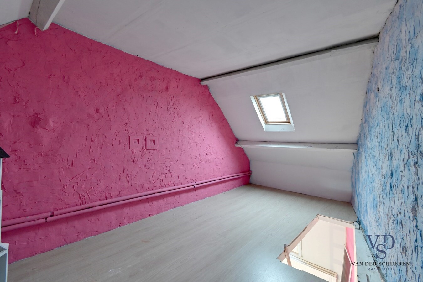 Bijzonder ruime, energiezuinige (EPC label B) gezinswoning 