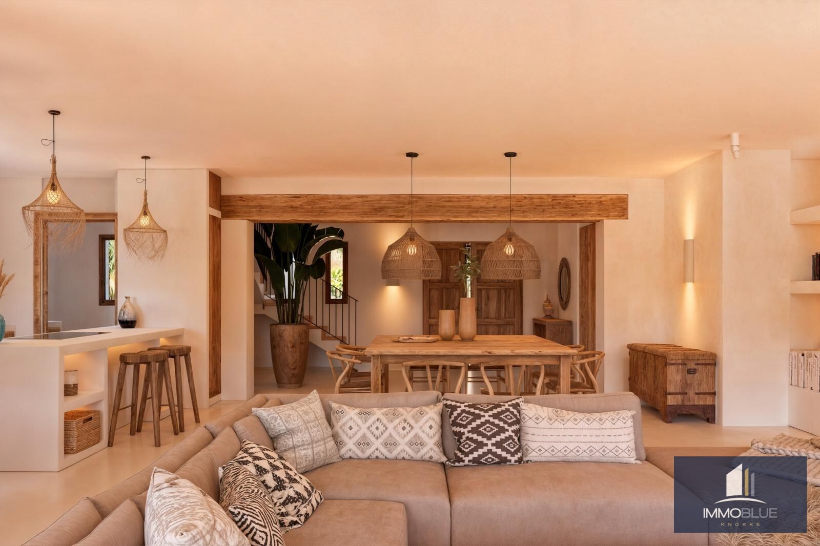 Villa Méditerranéenne avec Vue sur la Mer et les Montagnes 