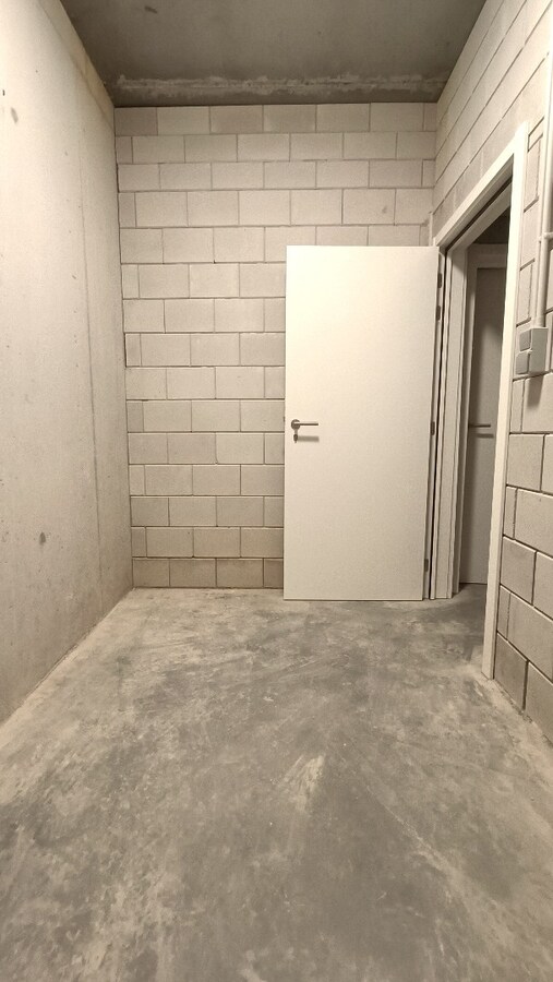 Nieuwbouwappartement met tuin en terras 