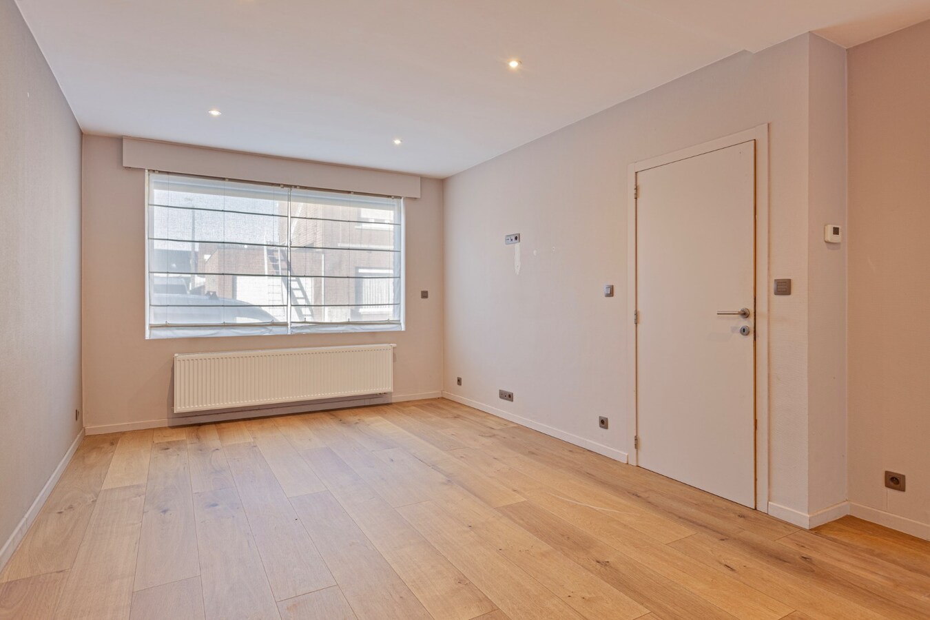 Instapklare ruime woning met 4 slaapkamers 