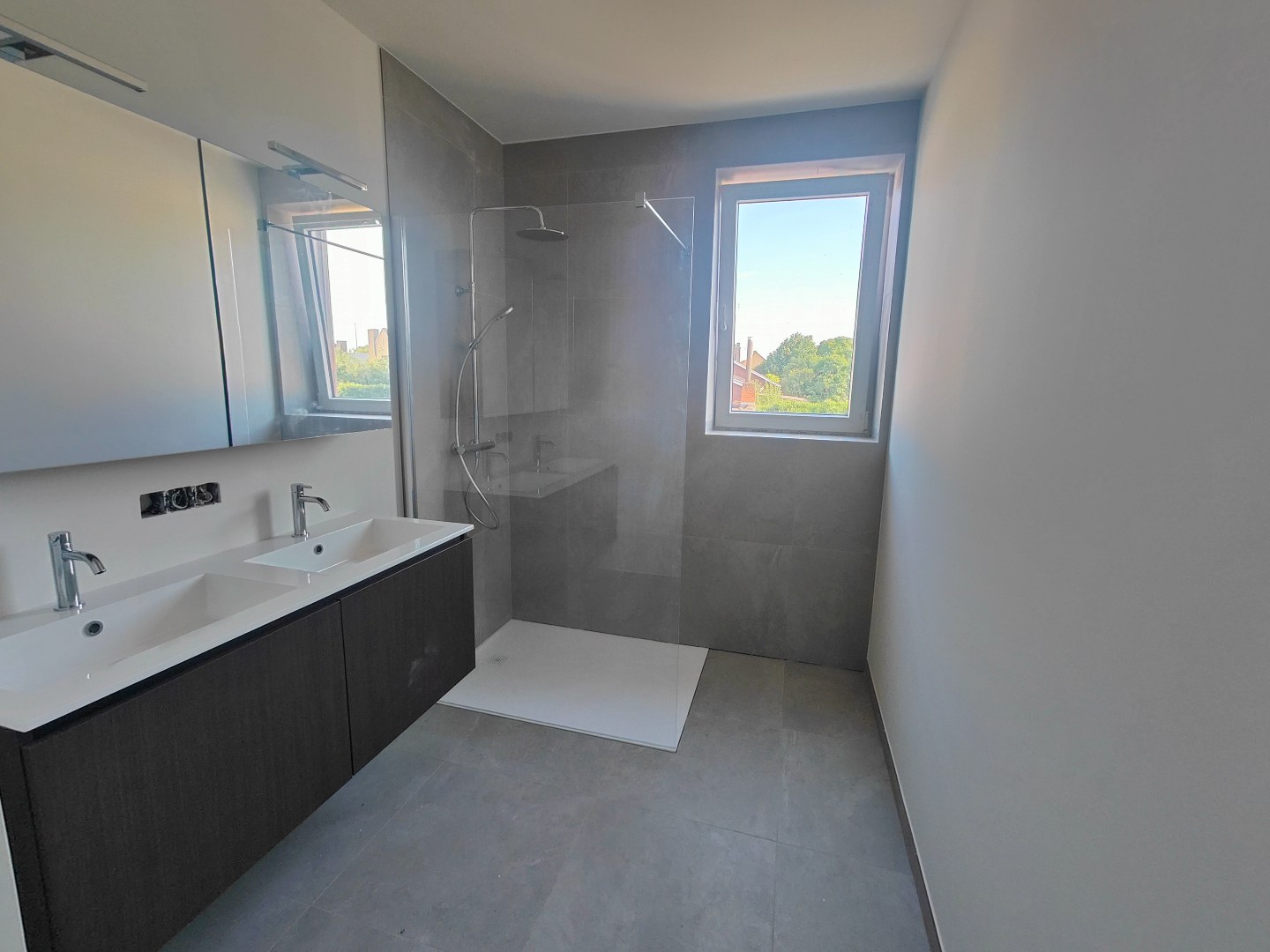 Nieuwbouwappartement in centrum Koolskamp 
