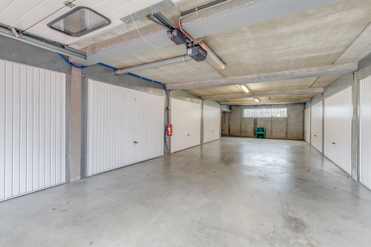 Duplex appartement, 3 slaapkamers en garage hartje Herzele 