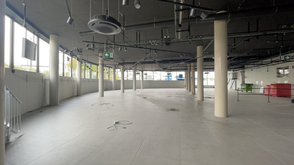 Handelspand te huur aan het Keerdok in Mechelen