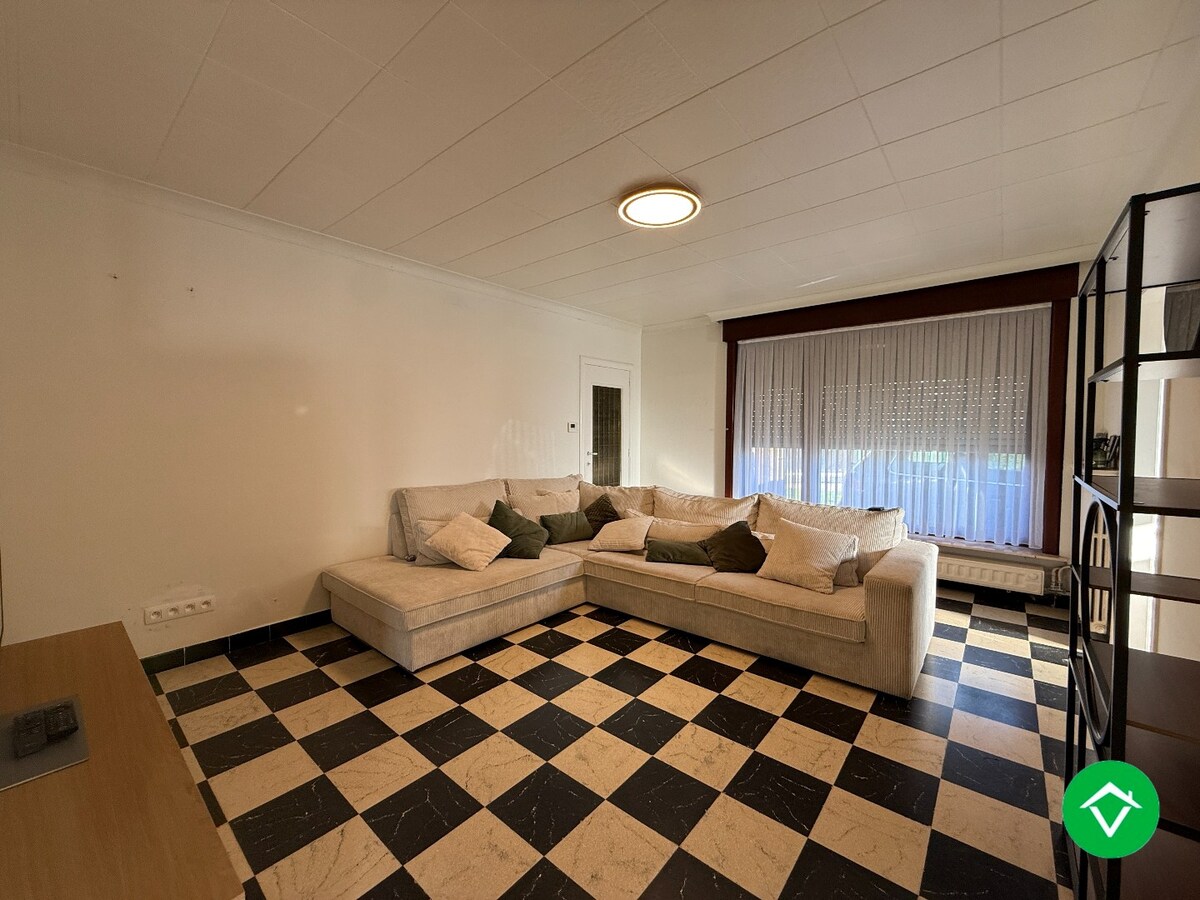 Woning met 3 slaapkamers garage en tuin te Dadizele 