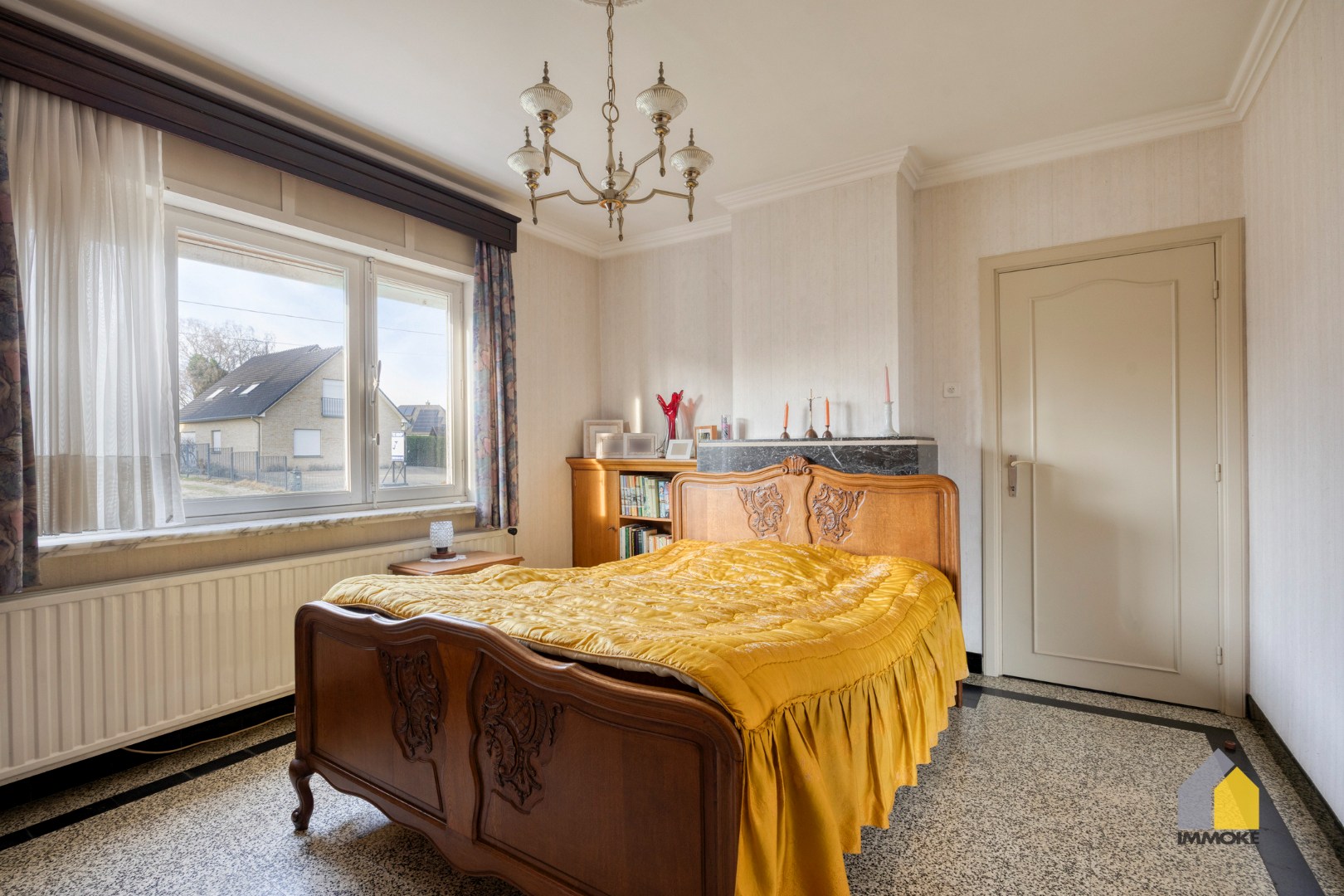 Op te frissen woning met 4 slpk op ruim perceel van 9 a 78 ca. 