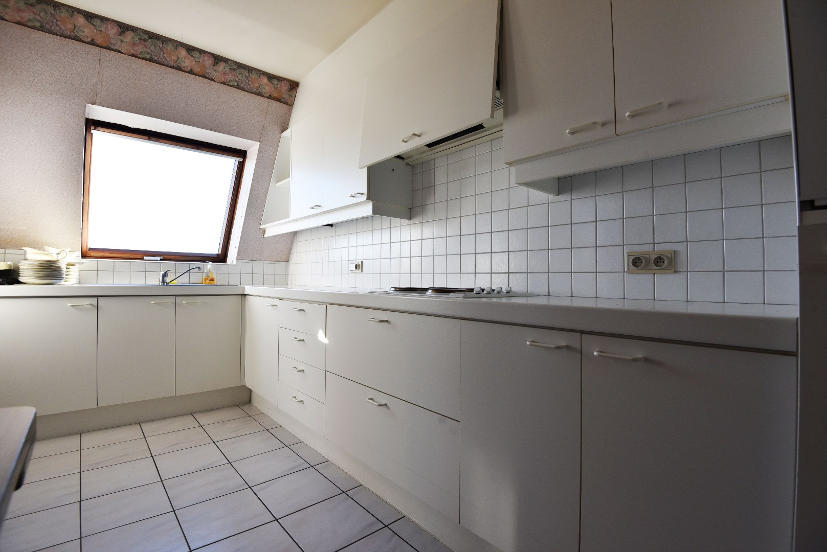 Op te frissen appartement met 2 slpks nabij centrum Maldegem 