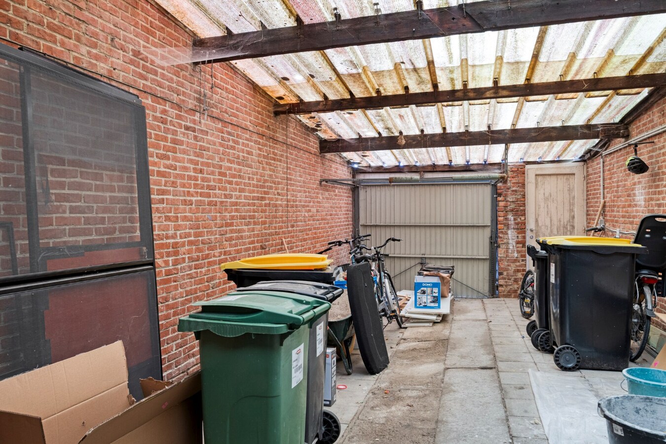 Instapklare woning met 3 slaapkamers en tuin. 