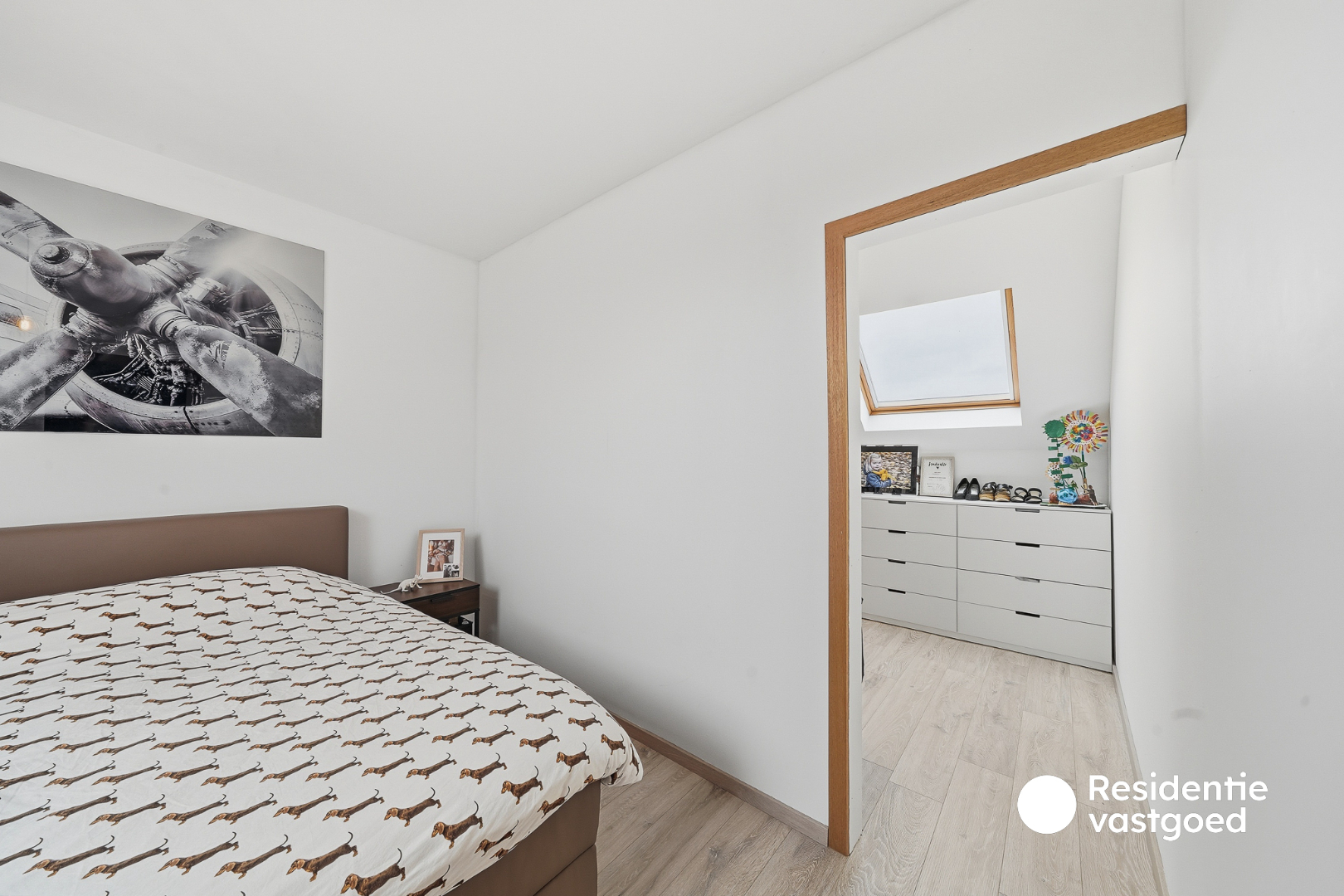 Karaktervolle en instapklare gezinswoning met vier slaapkamers 