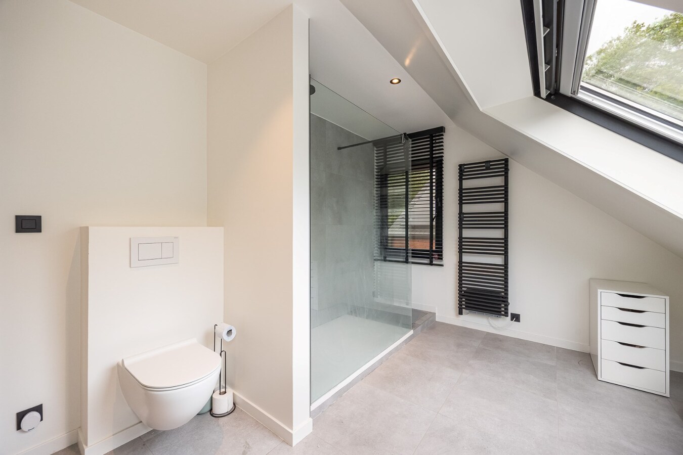 Moderne villa met zwembad op een toplocatie te Schilde! 