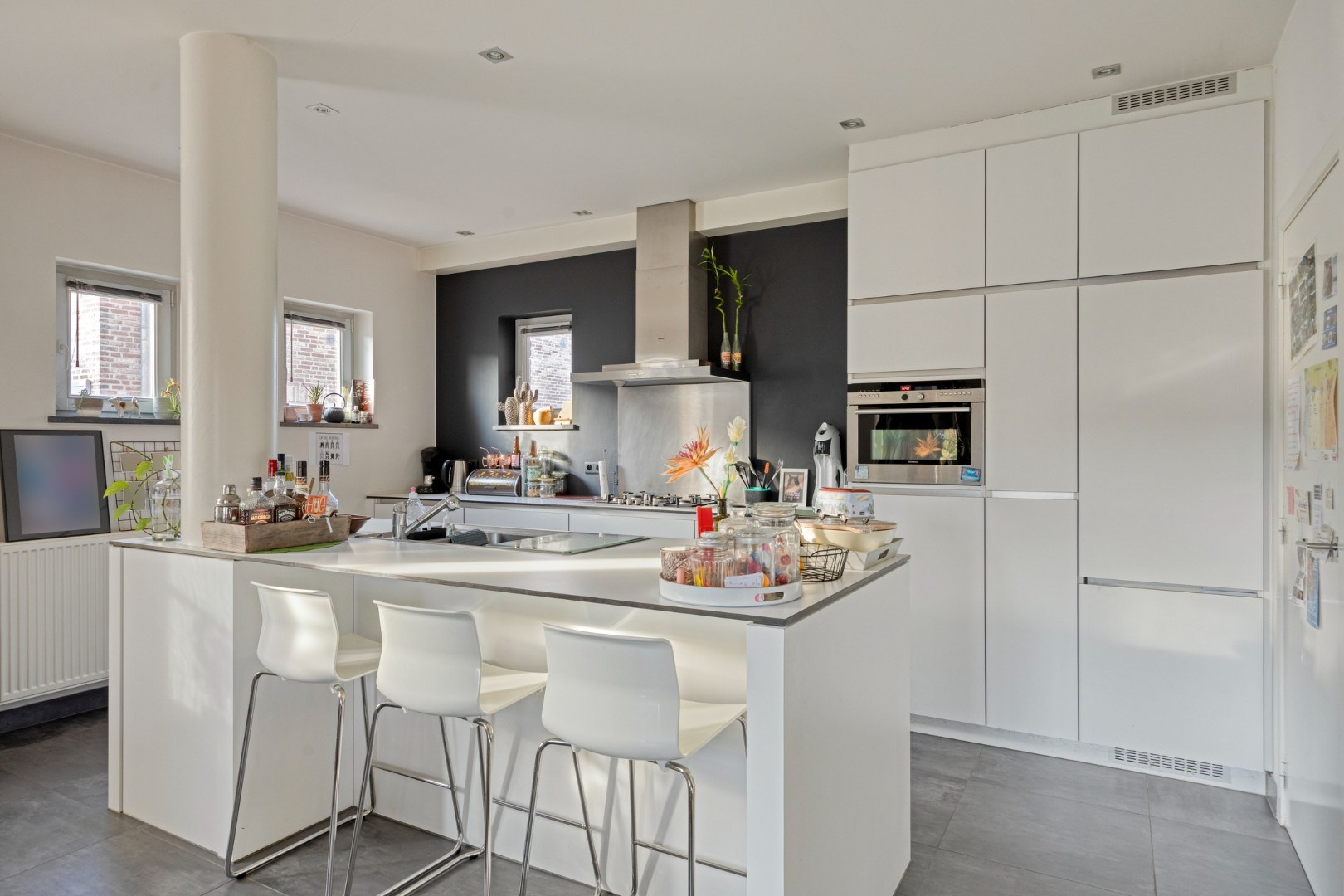 Luxueus gelijkvloers appartement met zuidgerichte tuin en garage in Tongerlo 