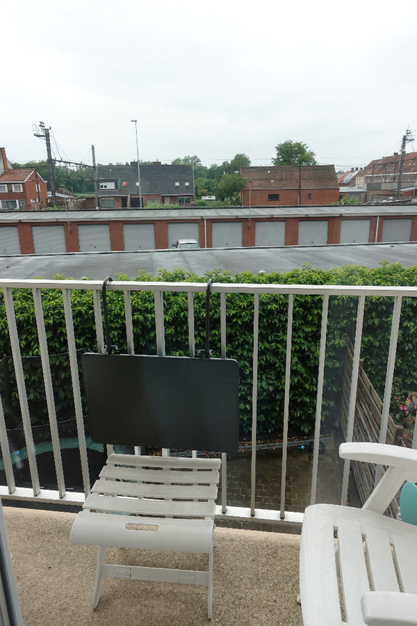 Lichtrijk appartement met autostaanplaats in het hartje van Lichtervelde 