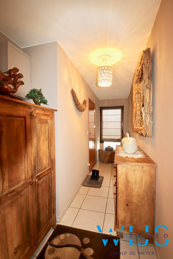 Ruim &amp; energiezuinig 2 slaapkamerappartement te EVERGEM ! 