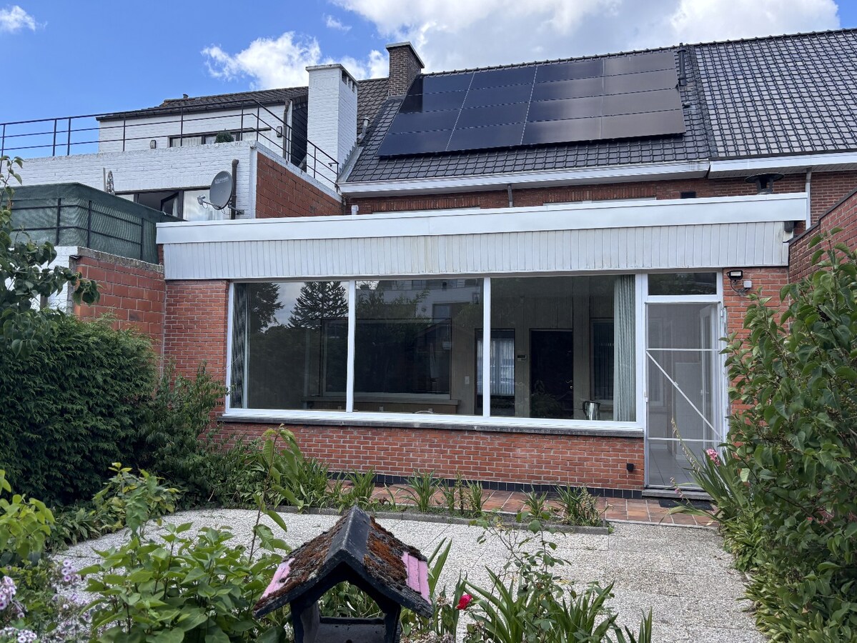 Instapklare energiezuinige huurwoning met 3 slaapkamers in hartje Sint-Antonius 