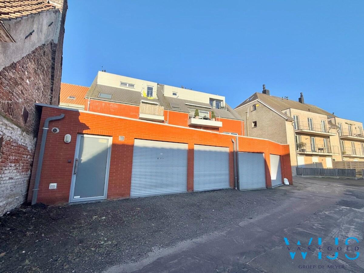 Gezellig tweeslaapkamer appartement met terras te Assenede ! 