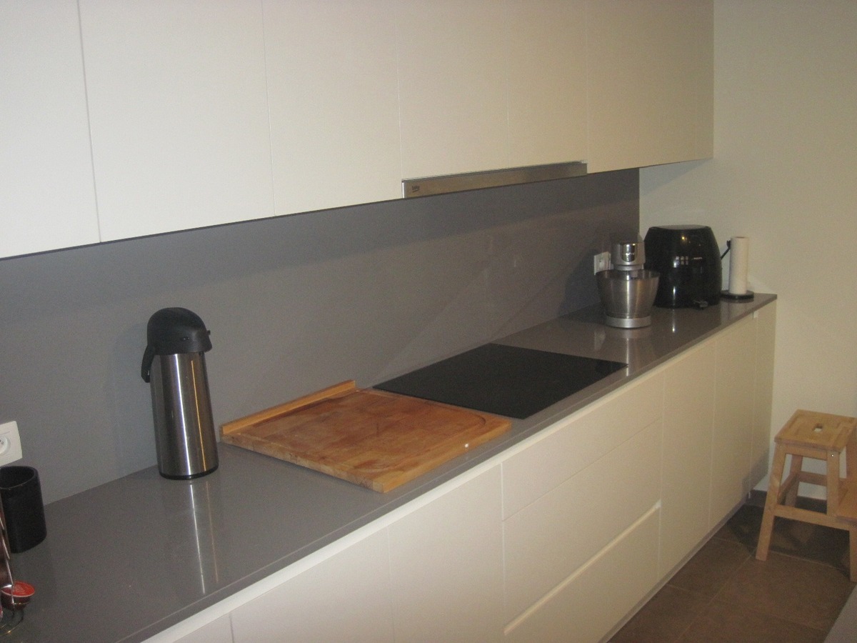 Modern appartement MET TERRAS  - energiezuinig -  nieuw - instapklaar ! 