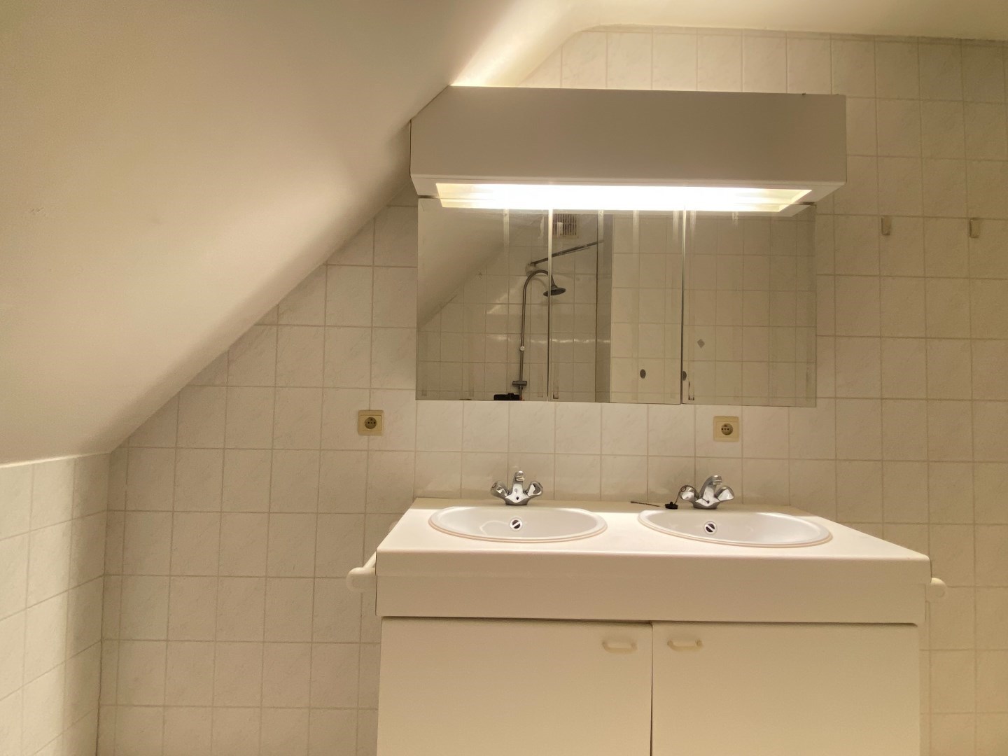 Dakappartement met 3 slaapkamers en terras met fantastisch zicht 