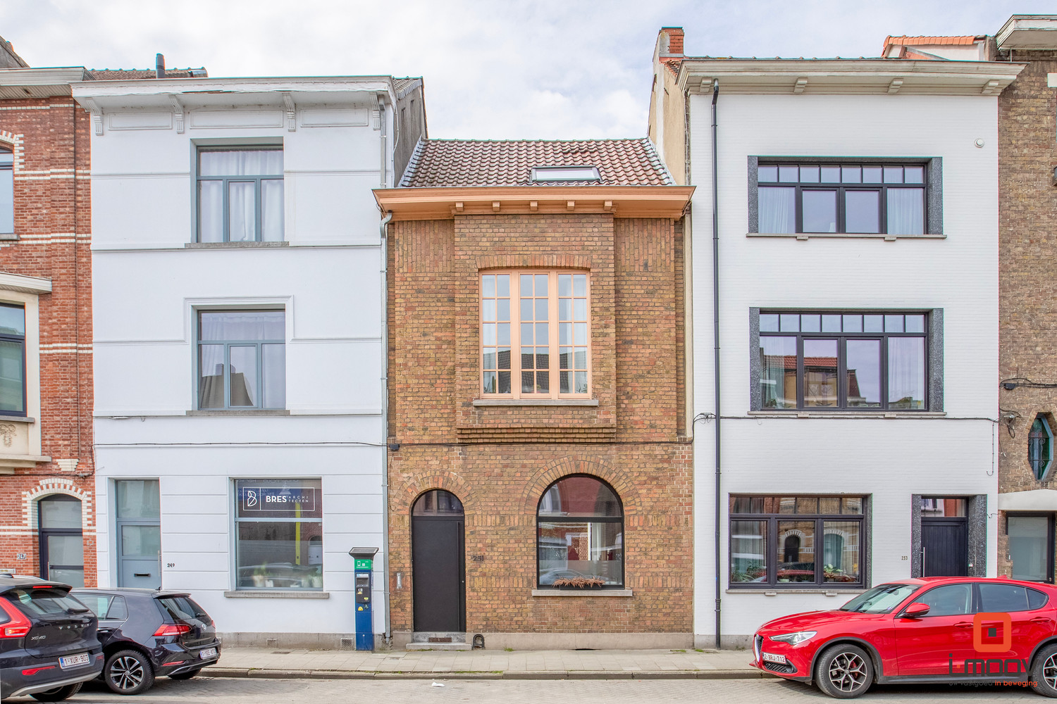 Charmante rijwoning met tuin 