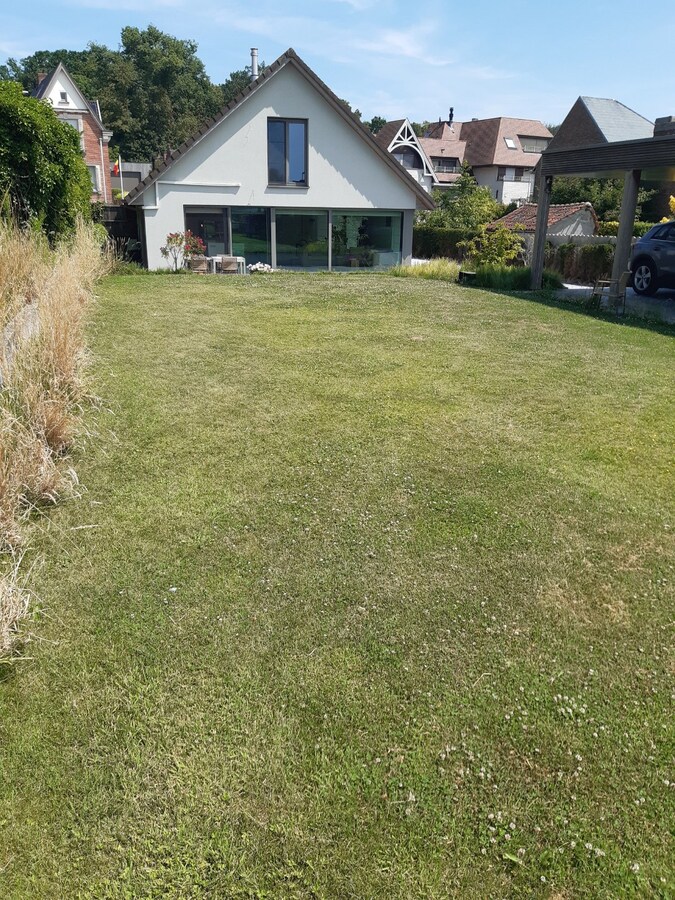 Energiezuinig wonen met weids uitzicht. 