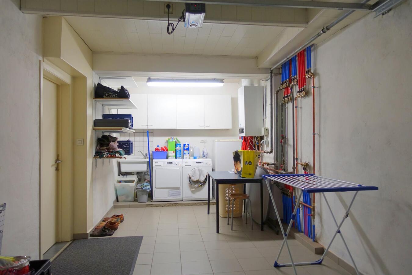 Prachtig ruime gerenoveerde woning 