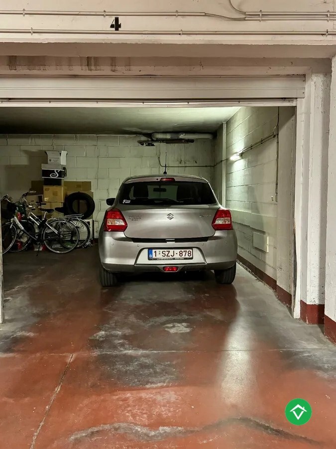 Appartement met 2 slaapkamers en garage Coupure te Gent 