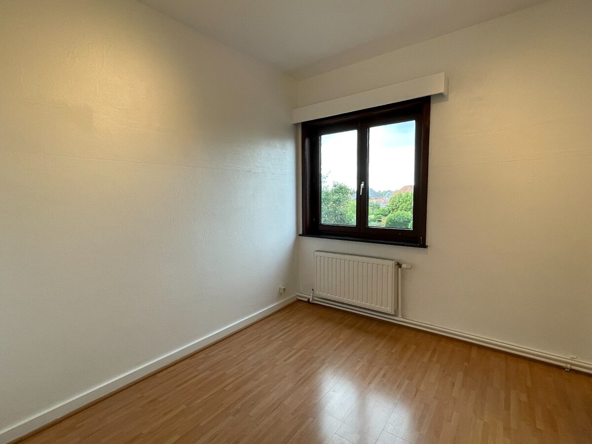 Ruime open bebouwing met tuin, terras, garage - 3 slaapkamers - Kuringen 