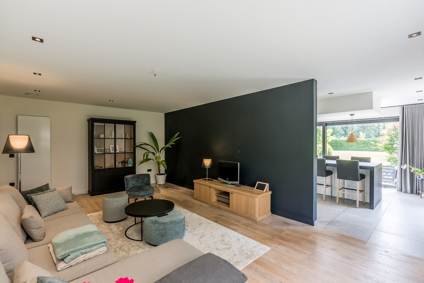 Prachtige villa op een perceel van 11 are 